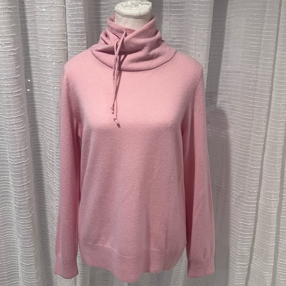 L.L. Bean Sweaters - NWT LL Bean 100% Cashmere Sweater Pink Medium